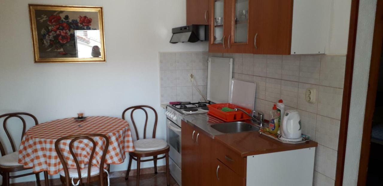Apartment Perovic Baška Voda Esterno foto