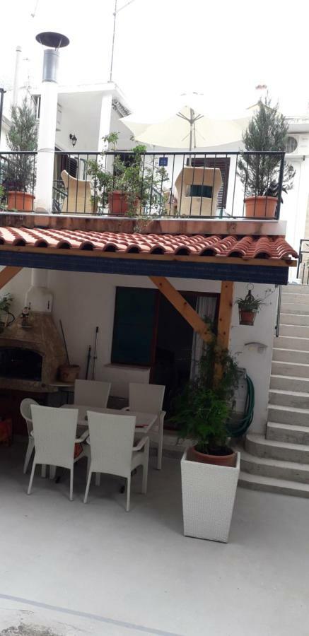 Apartment Perovic Baška Voda Esterno foto