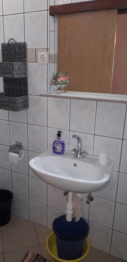 Apartment Perovic Baška Voda Esterno foto